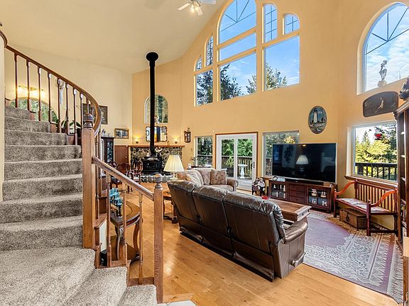 2nd image of 1720 Ashford Rd