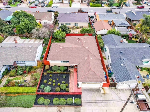 115 Hermitage Ln, Hayward, CA 94544
