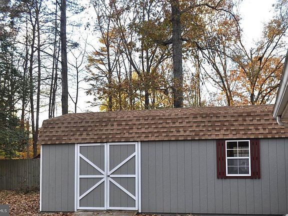 4th image of 7102 Wild Turkey Dr