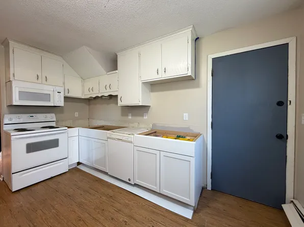 17256 Kenyon St NE #2, Andover, MN 55304