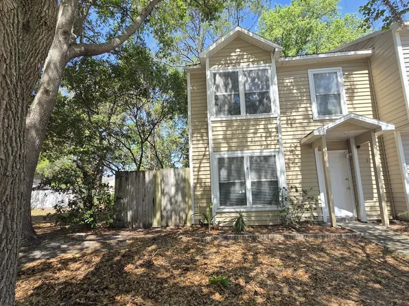 562 Green Spring Cir, Winter Springs, FL 32708