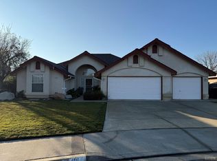 401 W Ash Ave, Hanford, CA 93230