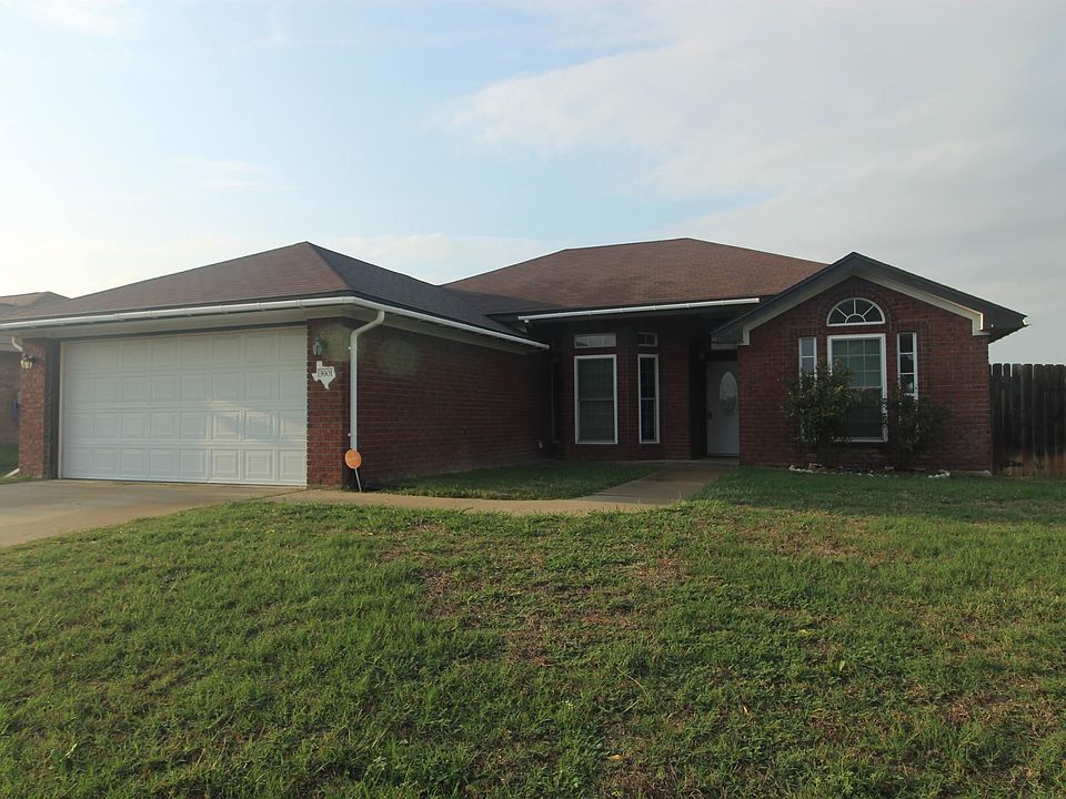 1st image of 3901 Crosscut Loop