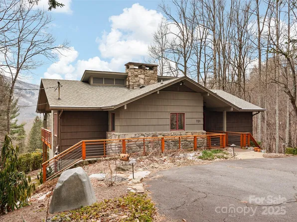 721 Winchester Creek Rd, Waynesville, NC 28786