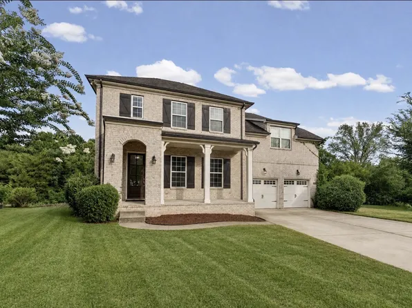 2345 Carouth Ct, Nolensville, TN 37135