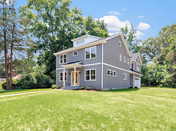 550 Davis Road, Fairfield, CT 06825