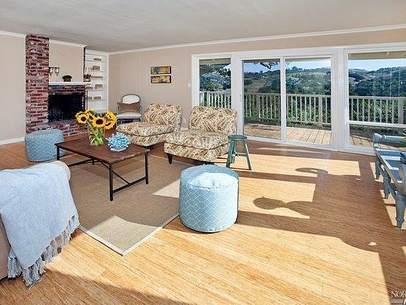 2nd image of 44 Woodside Dr