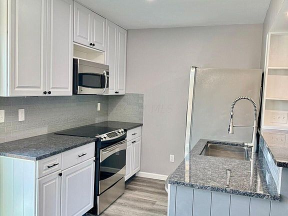 2nd image of 5105 Singleton Dr #38C