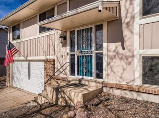 2051 S Devinney Ct, Lakewood, CO 80228