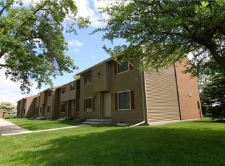 1800 E Robin Way APT J, Appleton, WI 54915