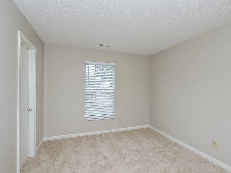 7029 Maple Park Ln — Photo 17