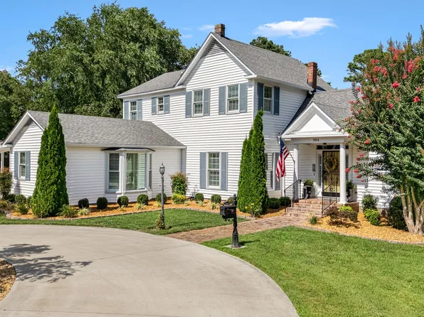 904 Wilson Ave, Tullahoma, TN 37388