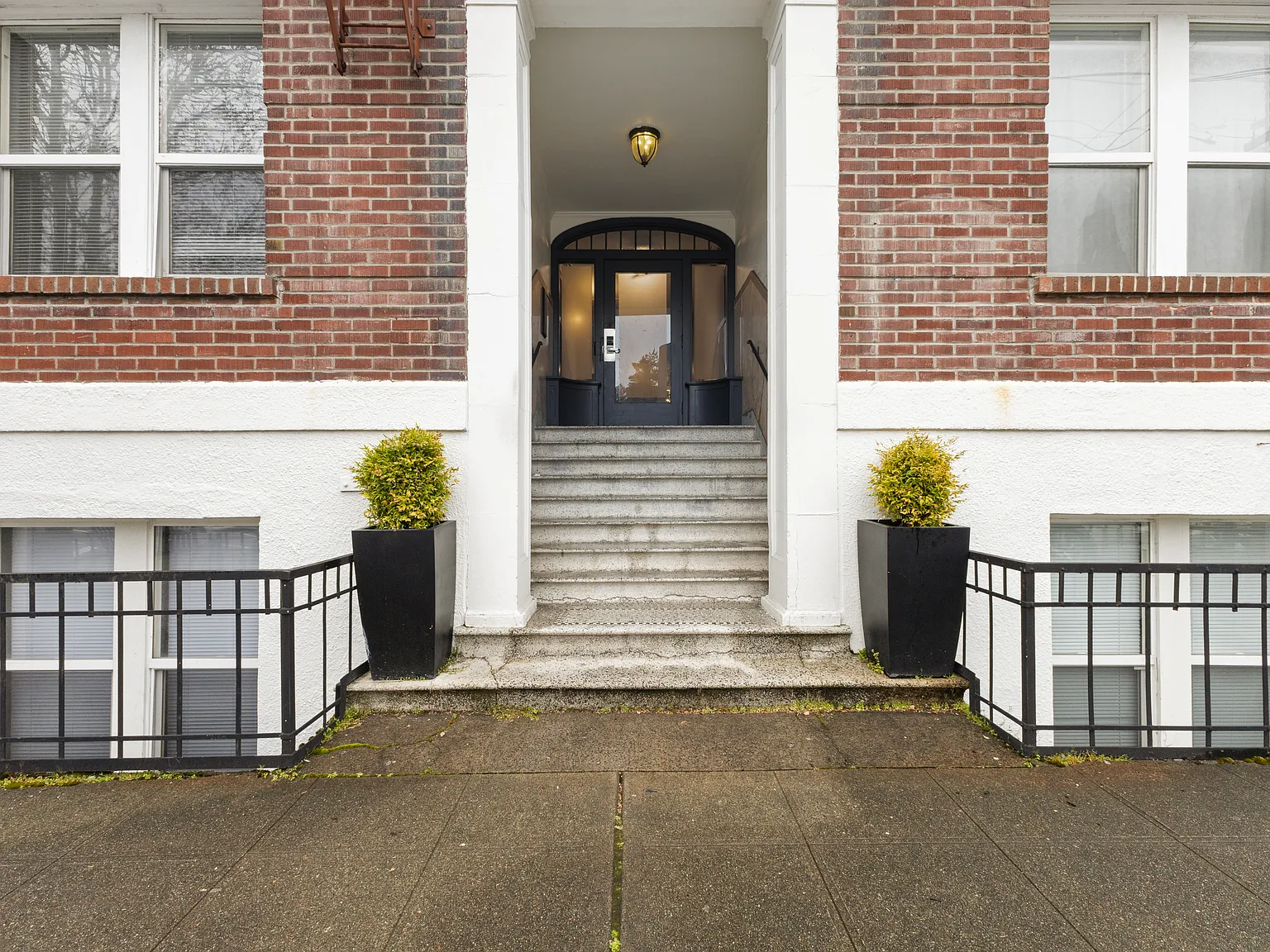 The Ambassador — Photo 3