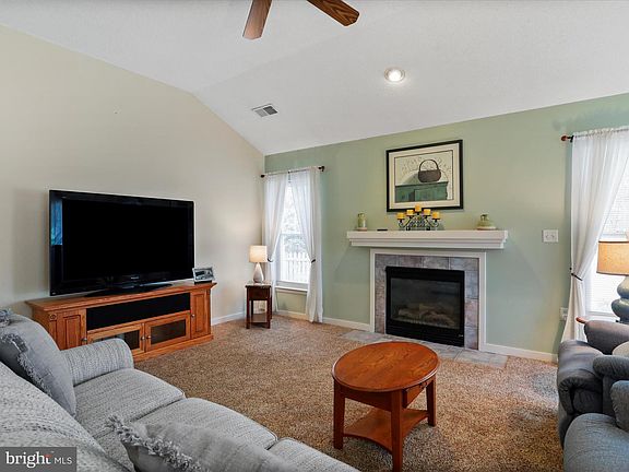 4th image of 11833 Heatherfield Trl