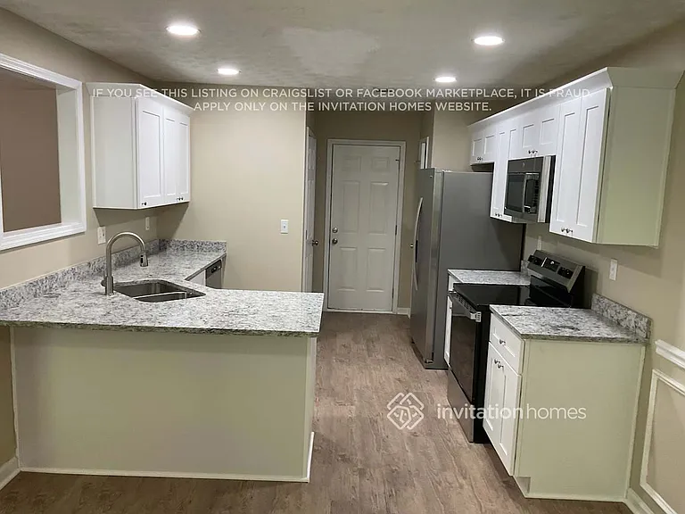 898 Kendall Park Dr — Photo 5