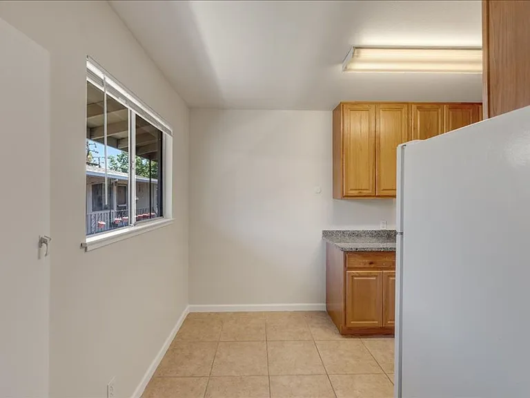 1185 Bird Ave — Photo 6
