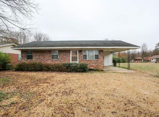 1402 Ash St, Danville, AR 72833