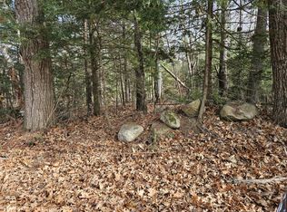 82 Lovejoy Shores Dr, Kents Hill, ME 04349