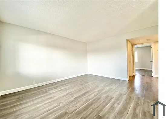11308 S Figueroa St #E — Photo 5