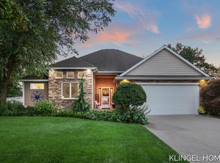 9345 Windward Dr, West Olive, MI 49460