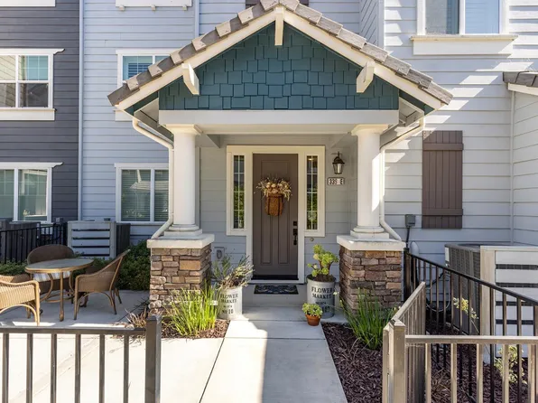 339 Pear Tree Terrace #E, Napa, CA 94558