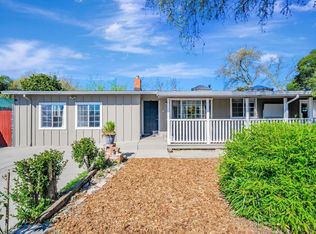 2115 Whitewood Dr, Santa Rosa, CA 95407
