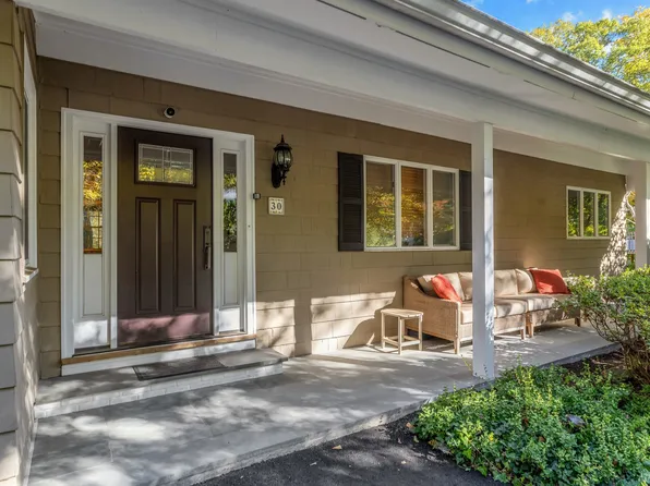 30 Dulan Drive, Stamford, CT 06903