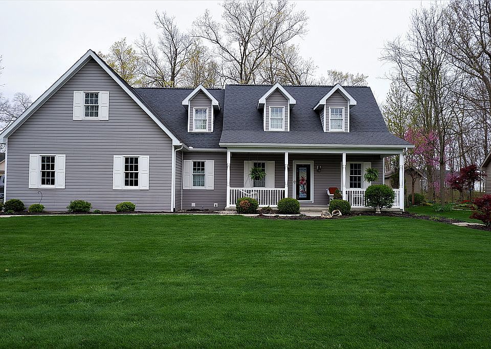 1st image of 713 Woodridge Dr