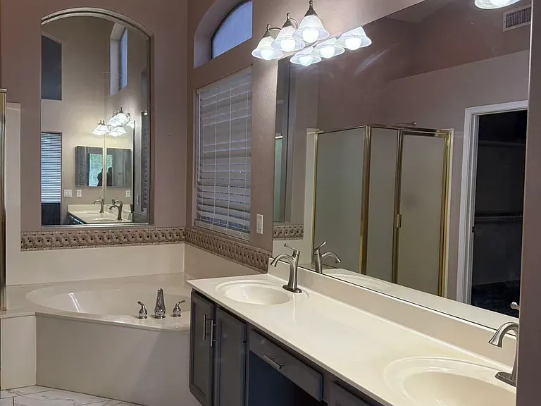 7262 W Quail Ave — Photo 7
