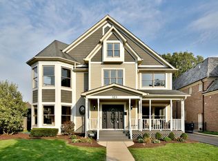 323 S Kenmore Ave, Elmhurst, IL 60126