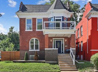 4920 Maple Ave, Saint Louis, MO 63113