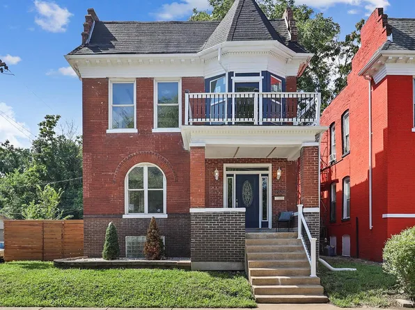 4920 Maple Ave, Saint Louis, MO 63113