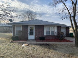 1100 W Adams Ave, Fairfield, IA 52556