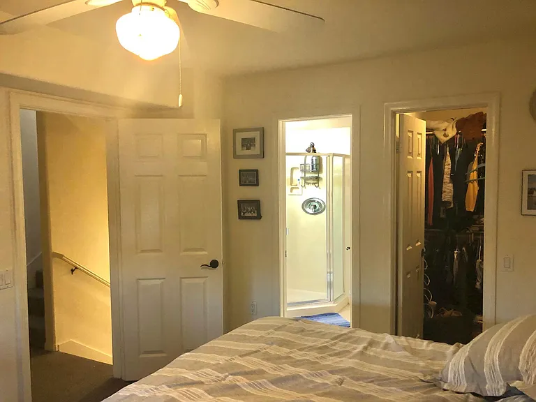 2nd bedroom with attached Full bath and walk in closet