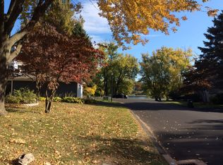 170 Dusky Ln, Suffield, CT 06078