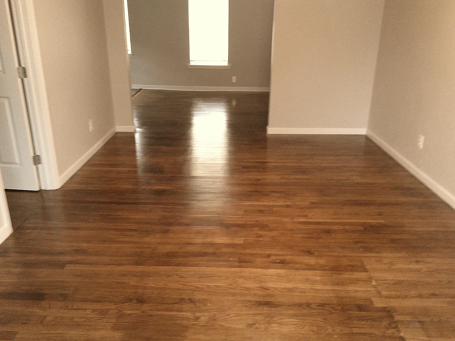 3 bed, 973 sqft, $1,050 — Photo 4