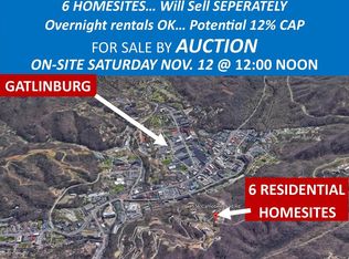 556 Campbell Lead Rd, Gatlinburg, TN 37738