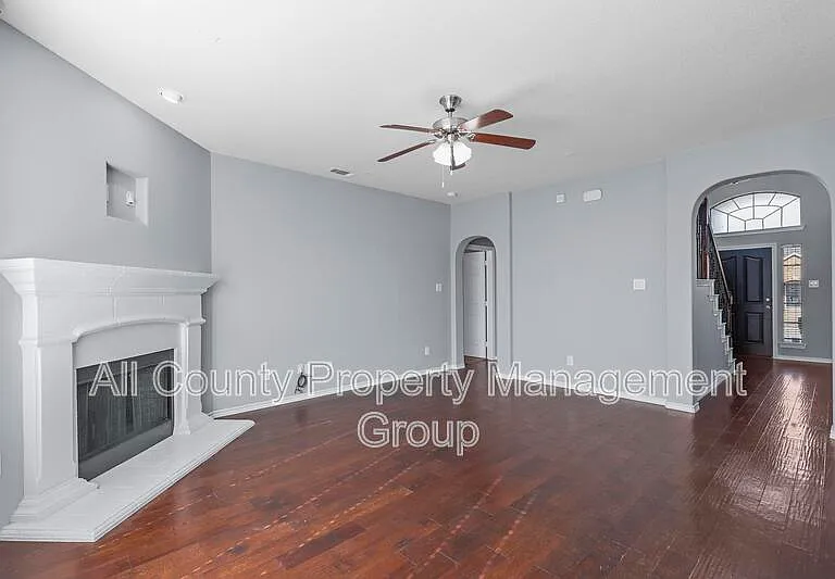 13229 Larks View Point — Photo 3