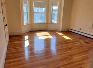 47 Railroad Ave #2L, Beverly, MA 01915
