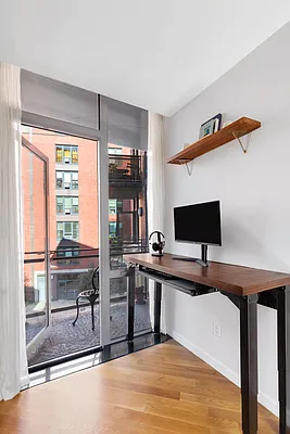 Sold by Bond New York | media 4