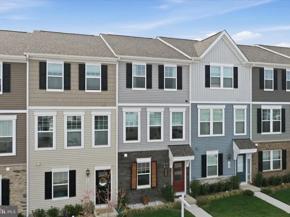 186 Coolidge Ave, Ranson, WV 25438