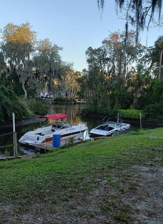 1st image of 6909 Crescent Lake Dr