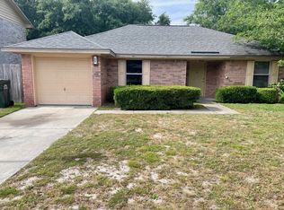 52 Assana Ct, Pensacola, FL 32506