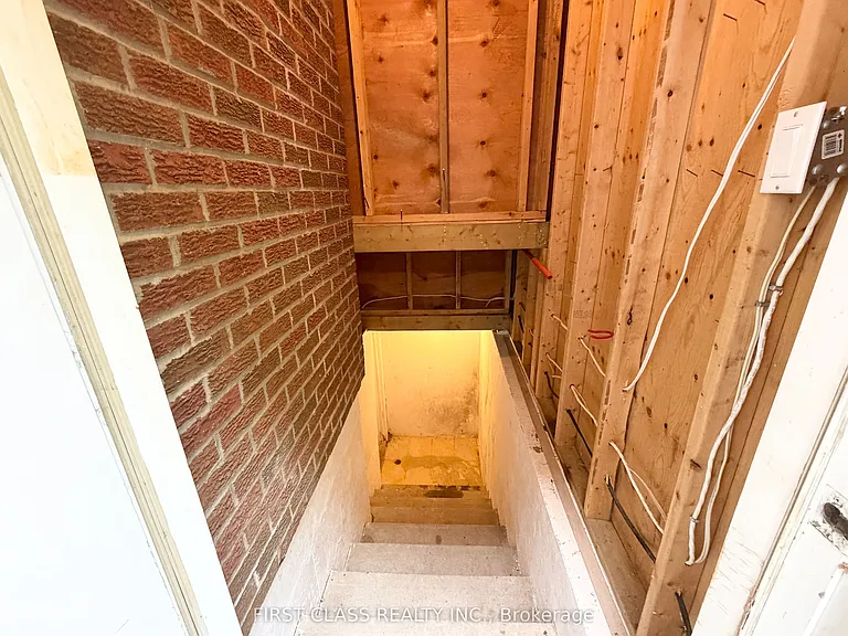 56 Silversted Dr #BASEMENT — Photo 4