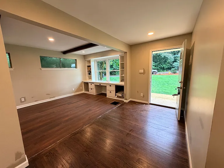 621 Greenhill Dr — Photo 7
