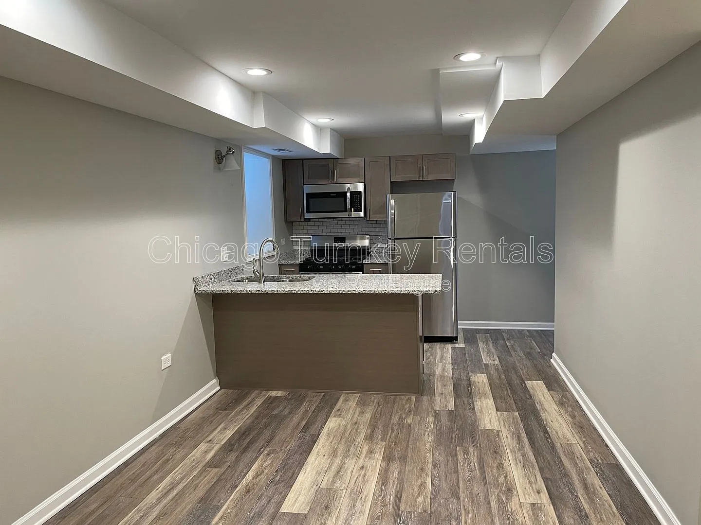 2 bed, 1.0 bath, $1,550 — Photo 3