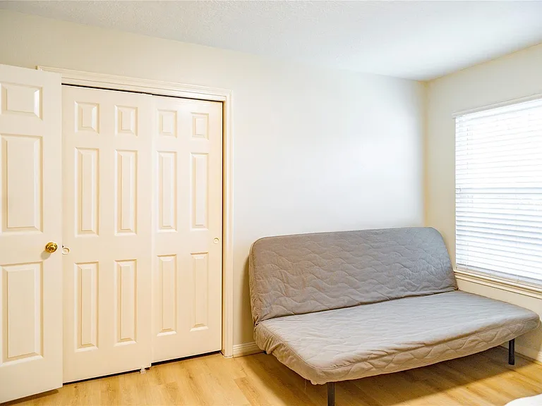 18310 Spellbrook Dr — Photo 11