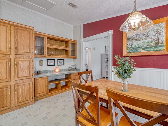 4th image of 229 Green Mountain Dr