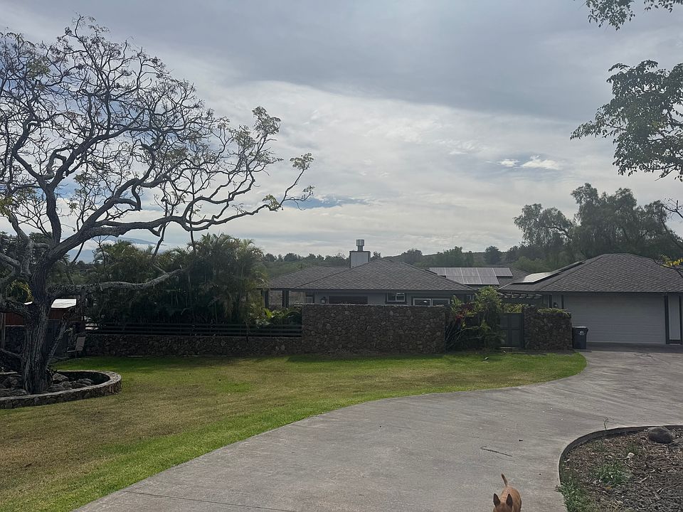 1 acre lot, many fruit trees, very private