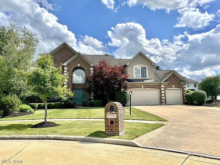12341 Paddock Cir — Photo 1